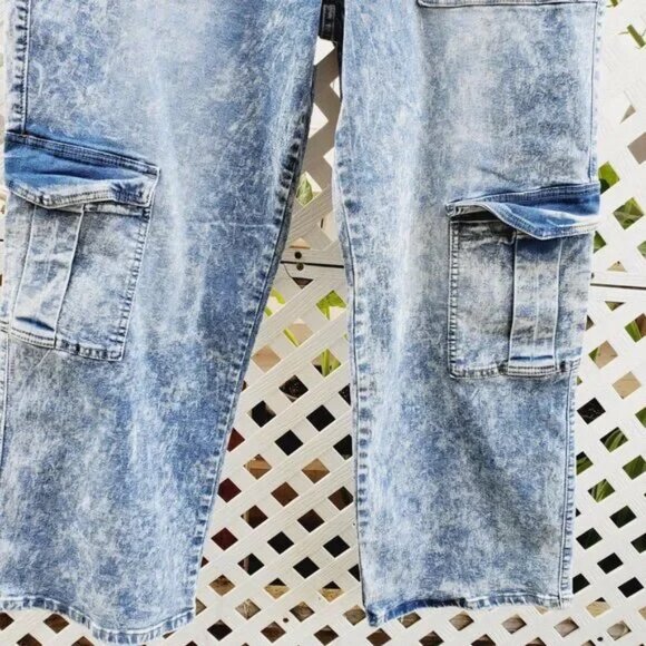 NWT Urban Outfitters BDG Denim Blue Turtle Exclusive Blue Cargo Wide Leg Jeans - Picture 6 of 11